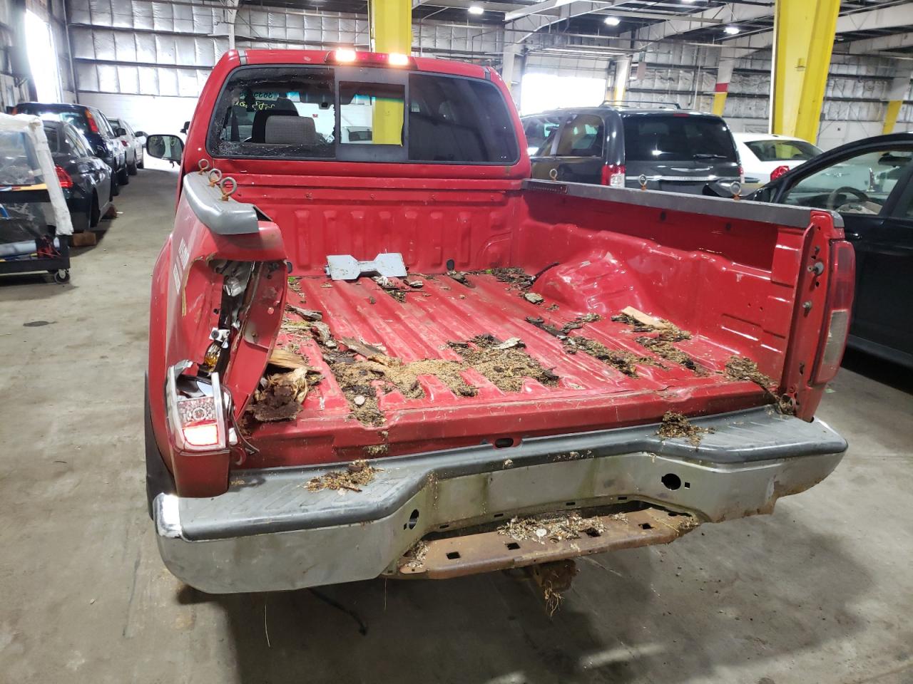 Photo 9 from auction – 2005 NISSAN FRONTIER K with VIN 1N6AD06W55C430548