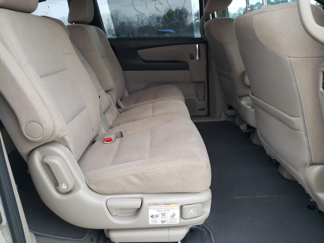 Photo 6 from auction – 2017 HONDA ODYSSEY SE with VIN 5FNRL5H30HB024015