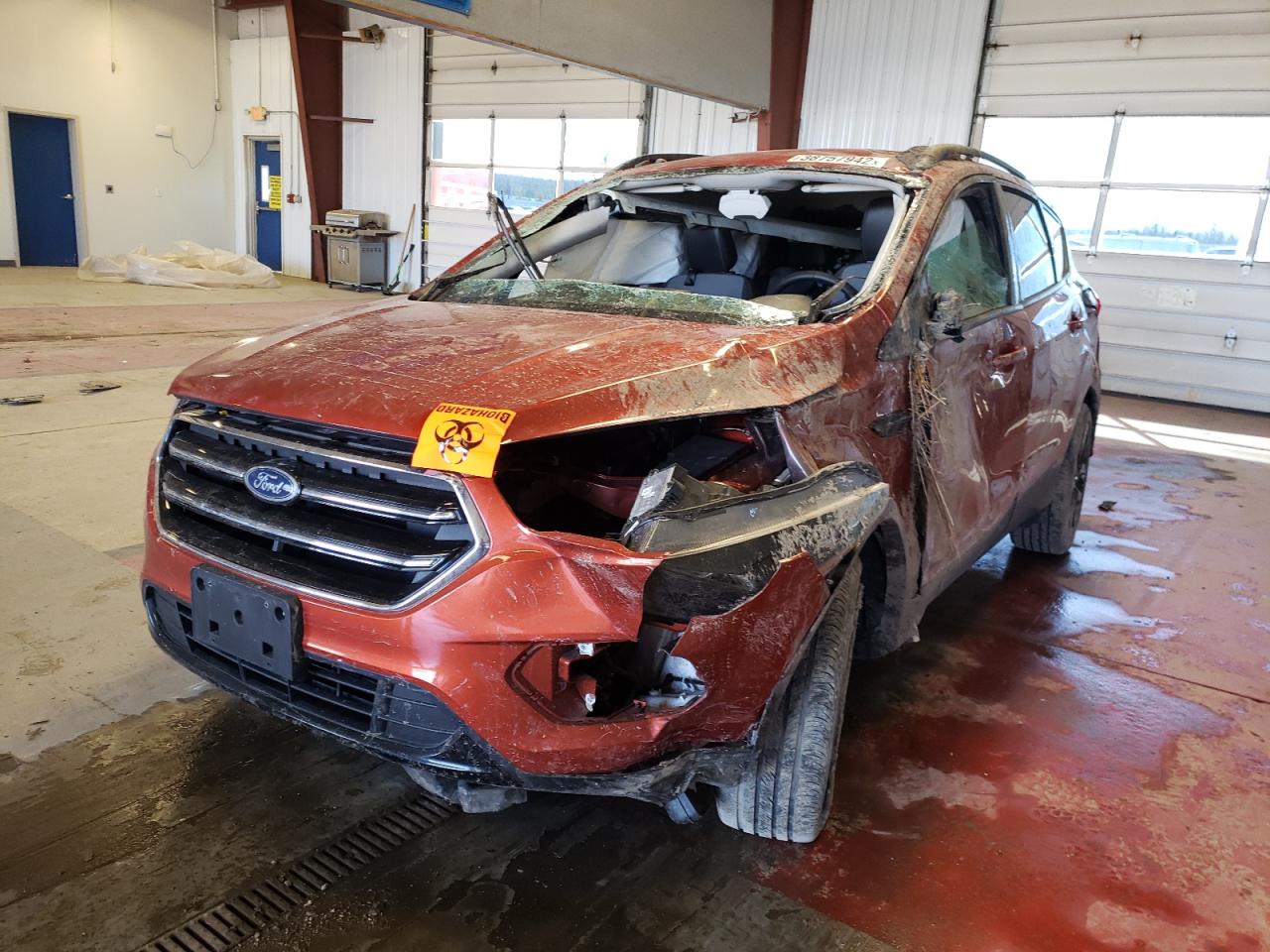 Photo 2 from auction – 2019 FORD ESCAPE SE with VIN 1FMCU9GD3KUC57496