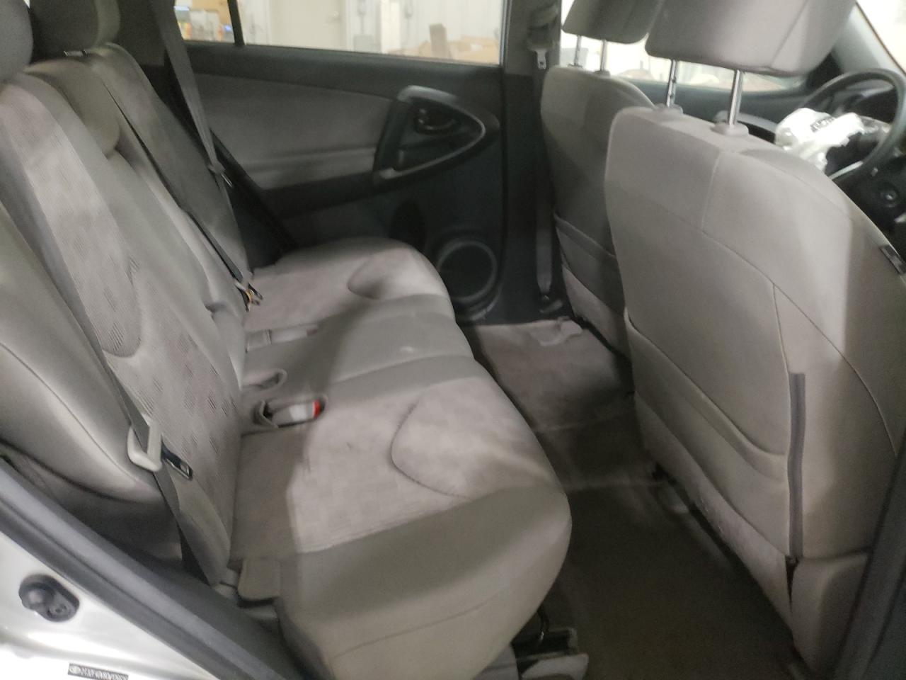 Photo 6 from auction – 2012 TOYOTA RAV4 with VIN 2T3ZF4DV8CW126626