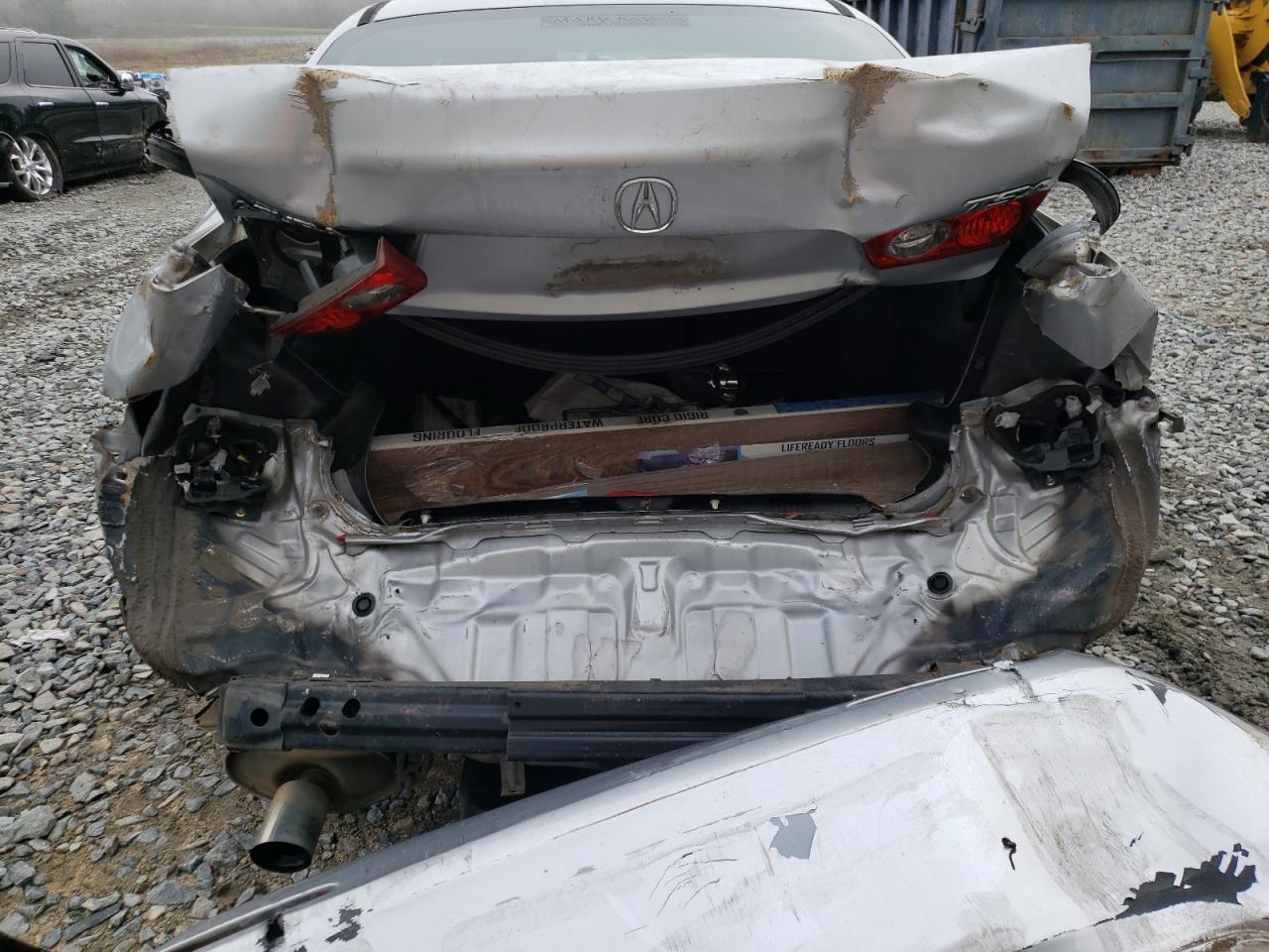 Photo 9 from auction – 2004 ACURA TSX with VIN JH4CL96864C033335