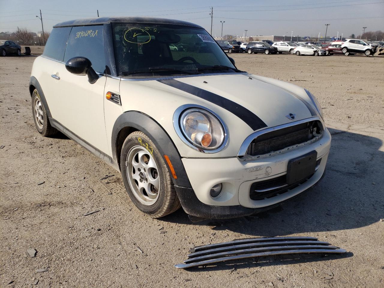 MINI COOPER 2013 with VIN WMWSU3C57DT680213 - Photo from auction