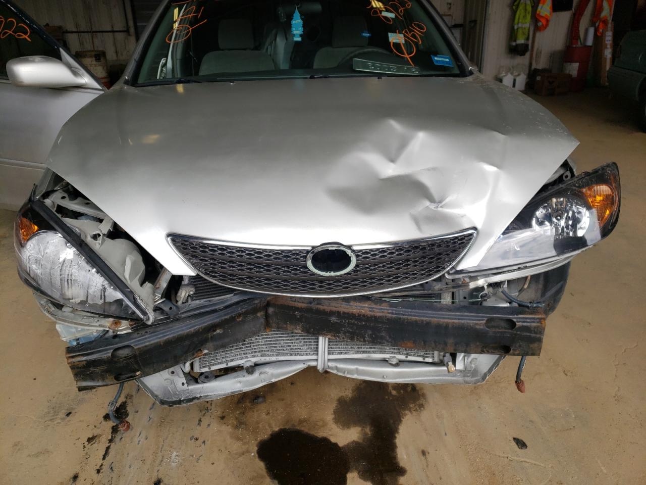 Photo 9 from auction – 2002 TOYOTA CAMRY LE with VIN 4T1BE32K12U625816