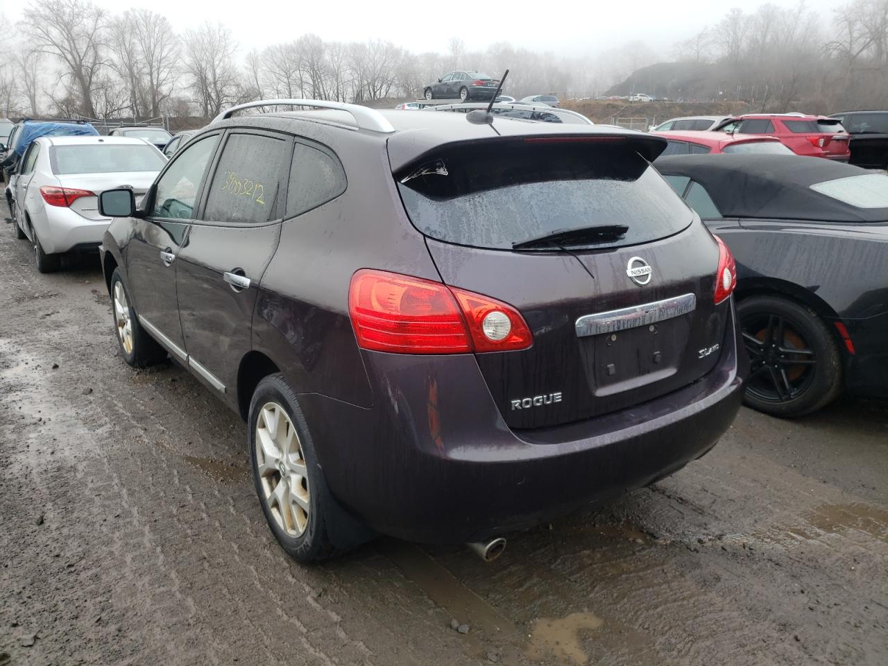 Photo 3 from auction – 2011 NISSAN ROGUE S with VIN JN8AS5MV1BW269341