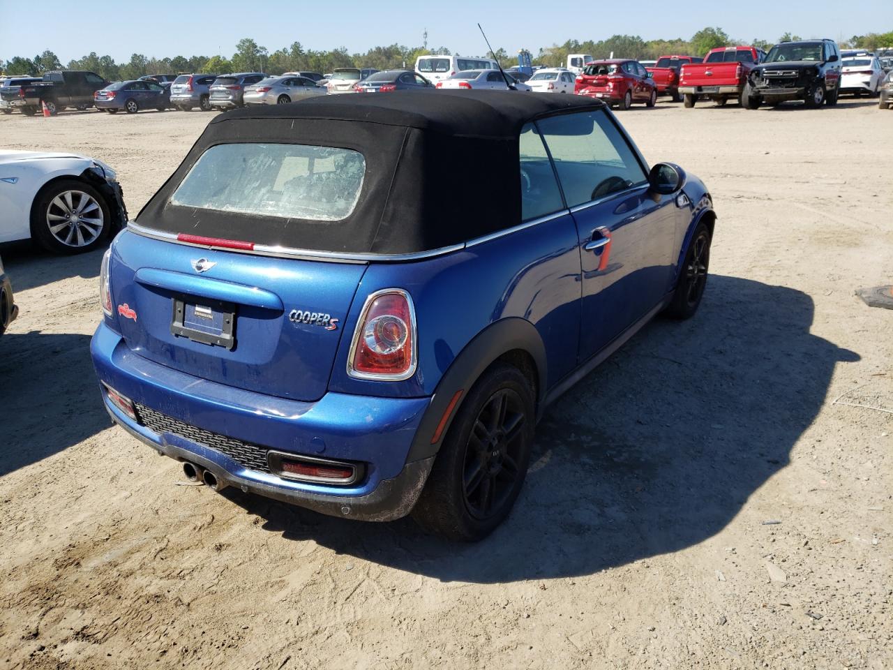 Photo 4 from auction – 2012 MINI COOPER S with VIN WMWZP3C53CT250702