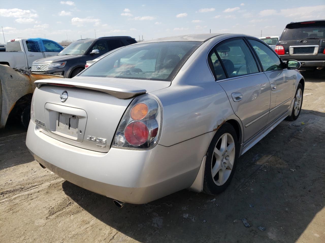 صورة رقم 4 من المزاد - 2003 NISSAN ALTIMA مع VIN 1N4BL11E13C112492