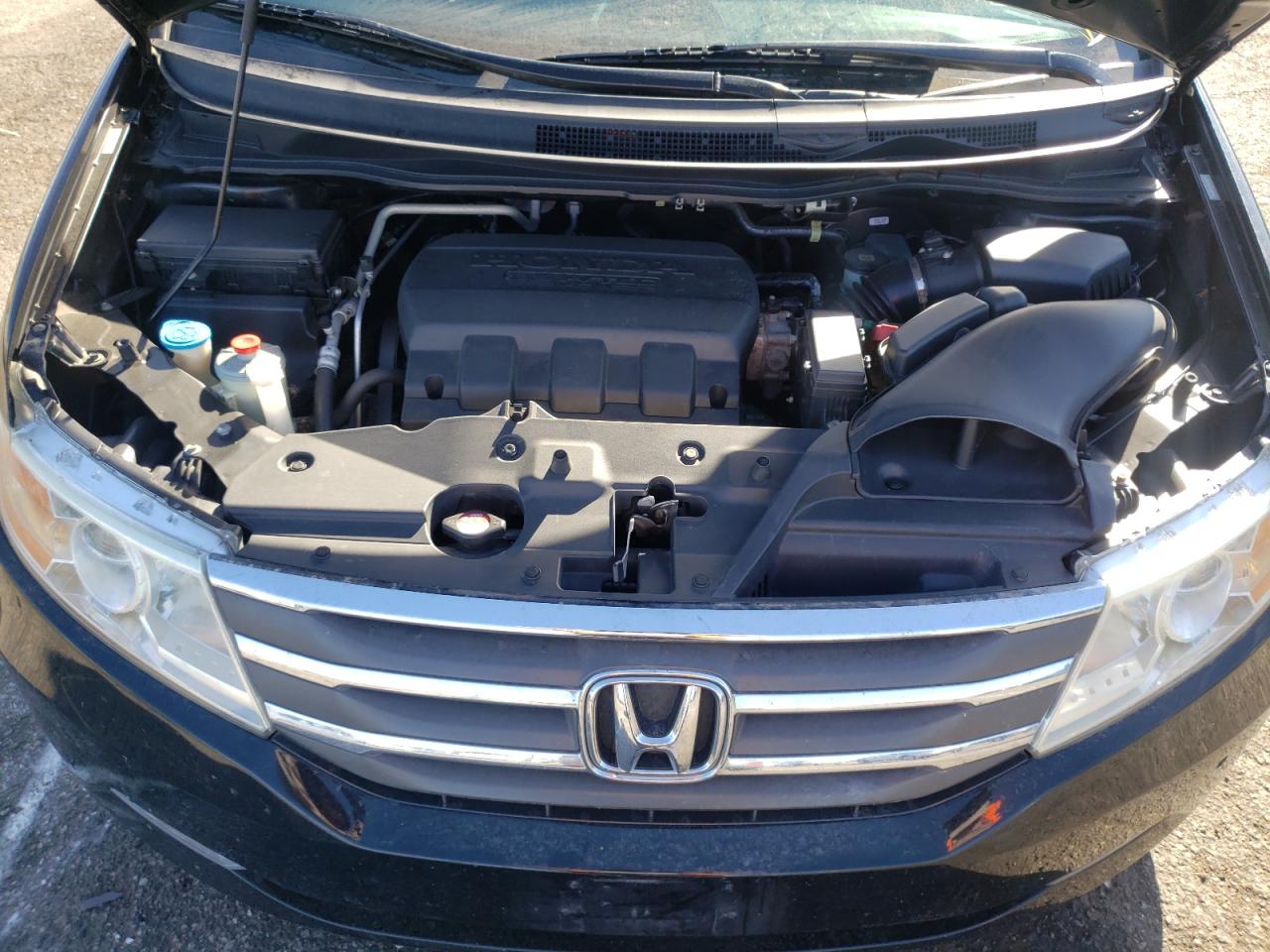 Photo 7 from auction – 2011 HONDA ODYSSEY TO with VIN 5FNRL5H91BB046455