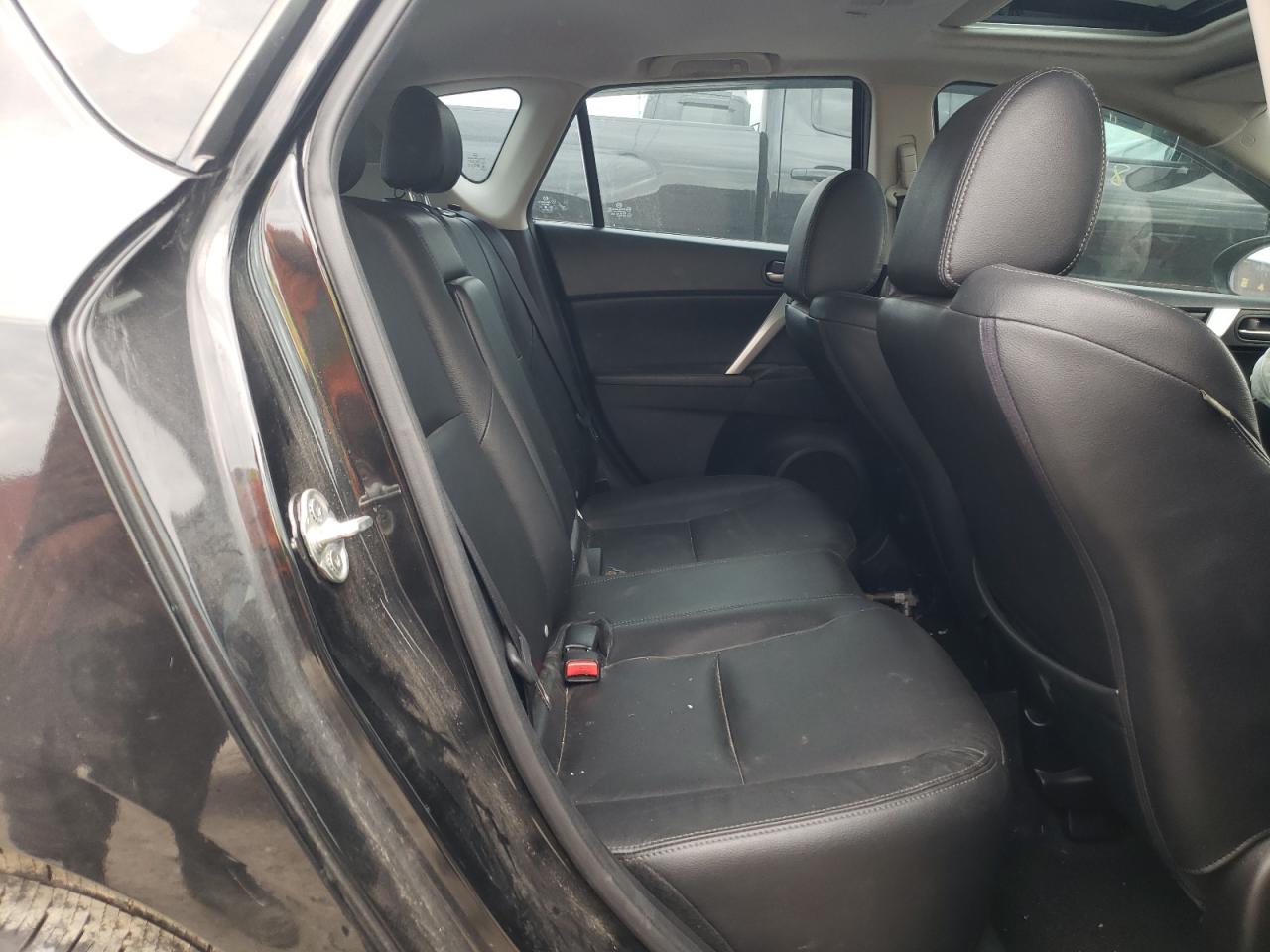 Photo 6 from auction – 2013 MAZDA 3 I with VIN JM1BL1MP9D1729370