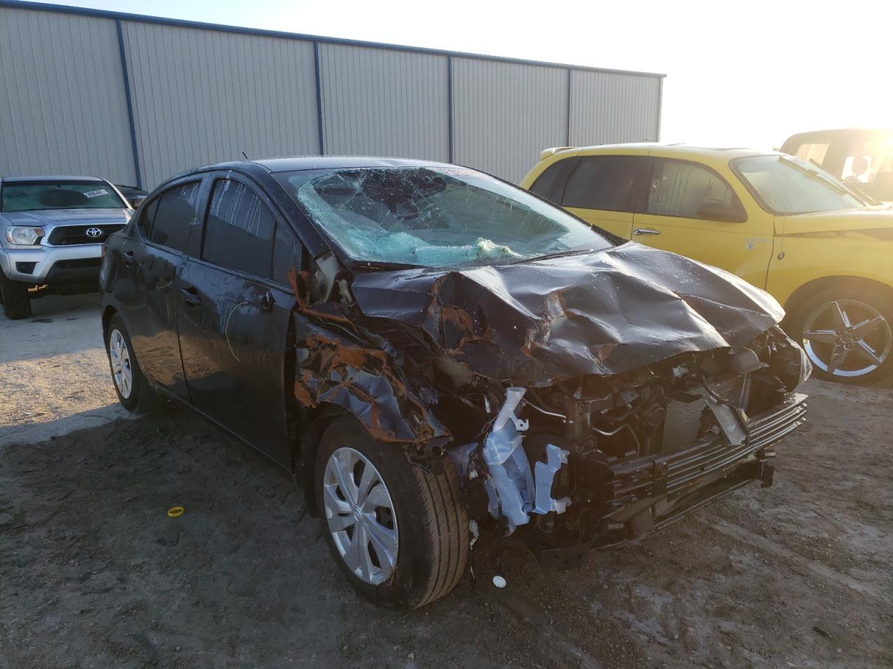 NISSAN VERSA S 2020 with VIN 3N1CN8DV8LL877378 - Photo from auction