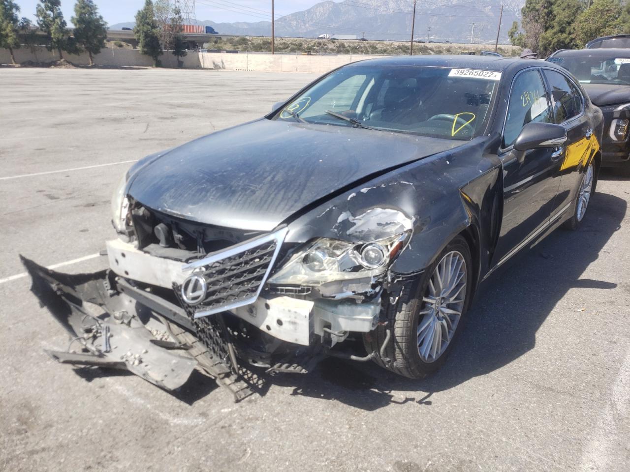 Photo 2 from auction – 2010 LEXUS LS 460 with VIN JTHBL5EF8A5094643