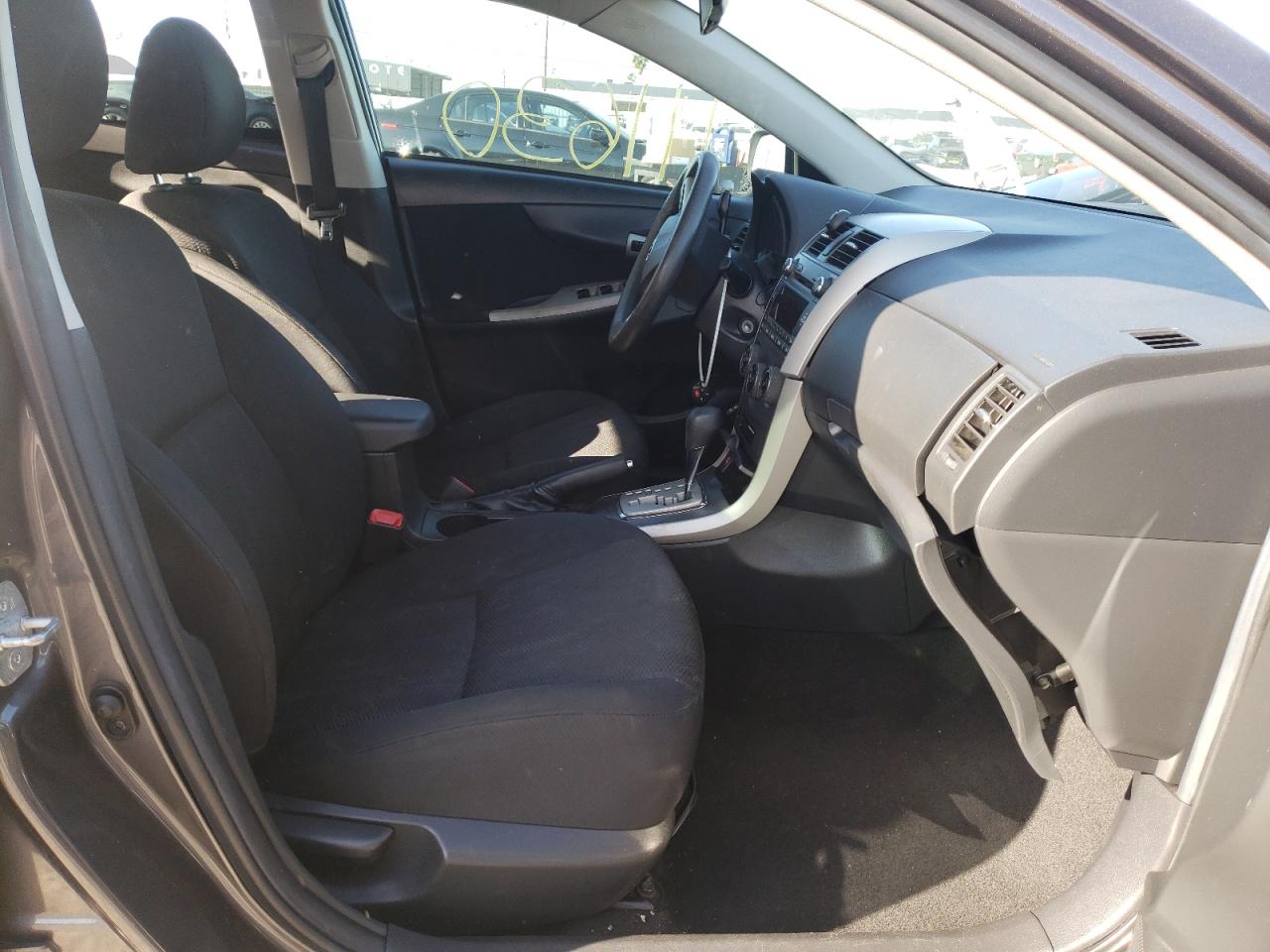 Photo 5 from auction – 2011 TOYOTA COROLLA BA with VIN 5YFBU4EE8BP002418