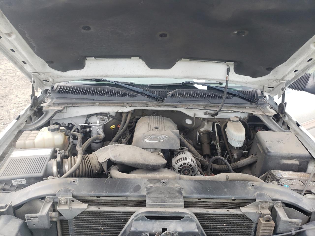 Photo 7 from auction – 2005 CHEVROLET SILVERADO with VIN 1GCHK29U95E288576