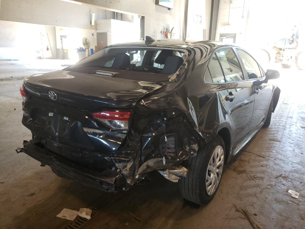 Photo 4 from auction – 2020 TOYOTA COROLLA LE with VIN 5YFEPRAE5LP116658