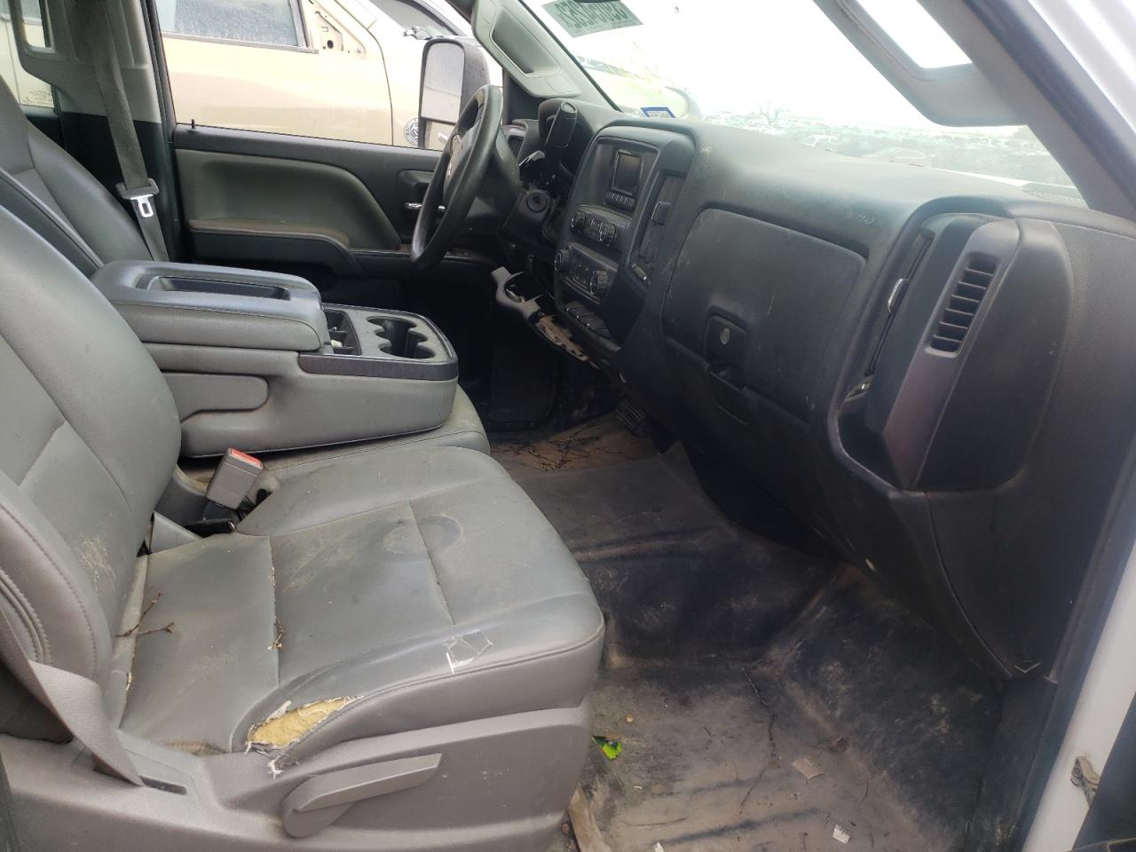 Photo 5 from auction – 2015 CHEVROLET SILVERADO with VIN 1GC1CUEG3FF100320