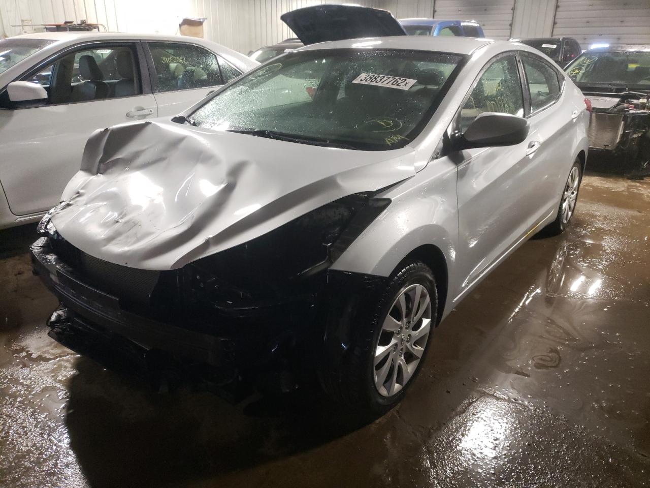 Photo 2 from auction – 2012 HYUNDAI ELANTRA GL with VIN 5NPDH4AE6CH078432