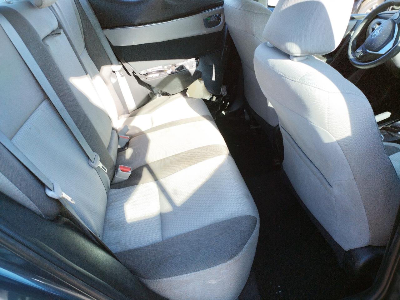 Photo 6 from auction – 2017 TOYOTA COROLLA L with VIN 5YFBURHE0HP694563