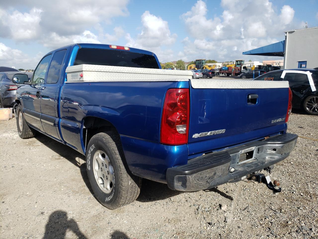 Photo 3 from auction – 2003 CHEVROLET SILVERADO with VIN 2GCEC19V831167944