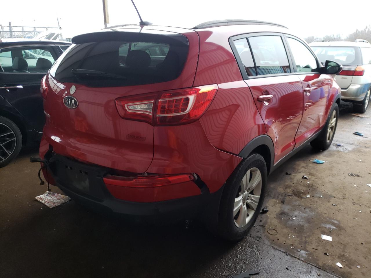 Photo 4 from auction – 2011 KIA SPORTAGE L with VIN KNDPBCA26B7061776