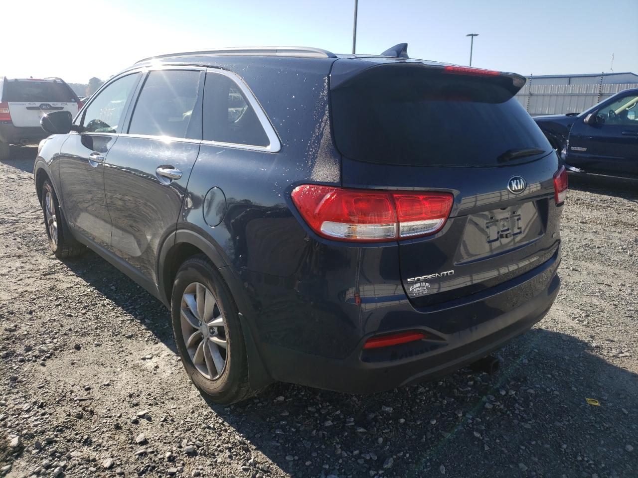 Photo 3 from auction – 2016 KIA SORENTO LX with VIN 5XYPGDA37GG108713