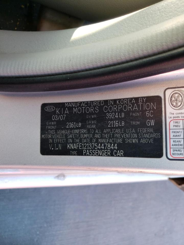 Photo 10 from auction – 2007 KIA SPECTRA EX with VIN KNAFE121375447844