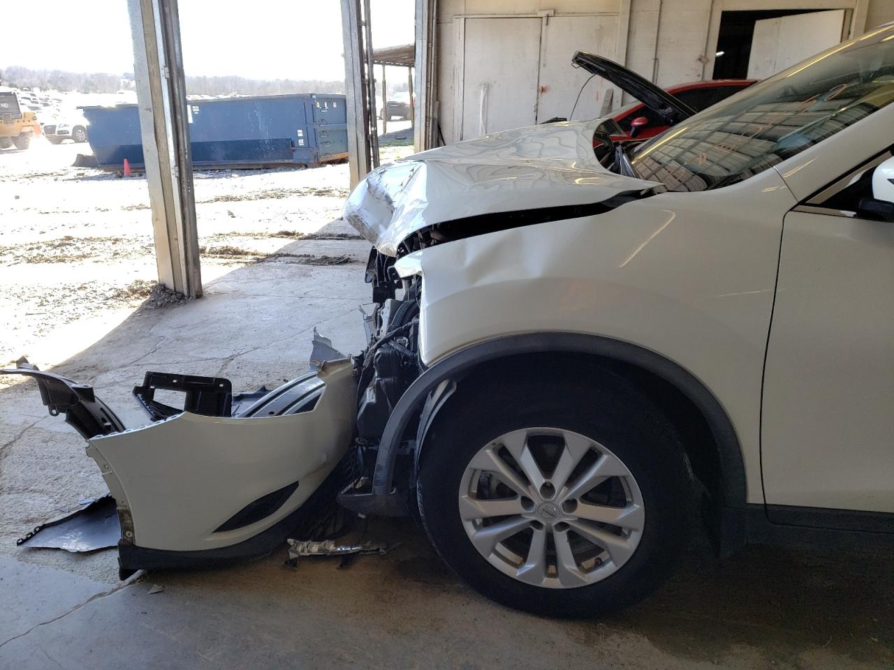 Photo 9 from auction – 2016 NISSAN ROGUE S with VIN KNMAT2MV9GP663467