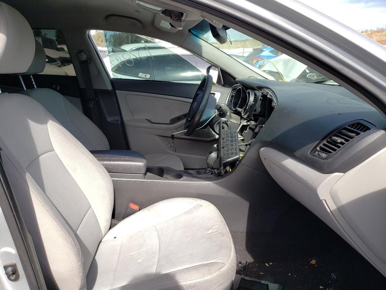 Photo 5 from auction – 2013 KIA OPTIMA LX with VIN KNAGM4A7XD5364812