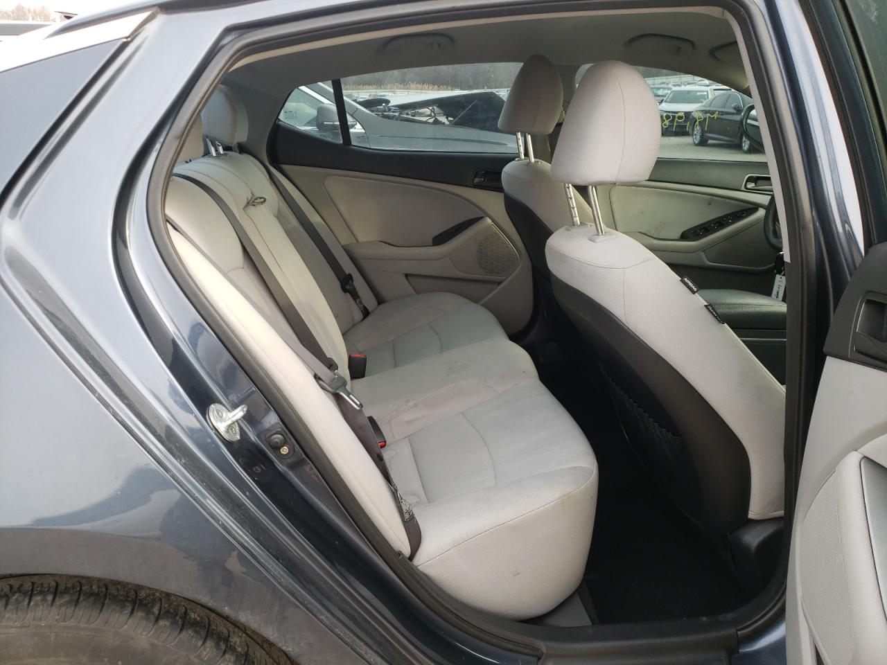 Photo 6 from auction – 2015 KIA OPTIMA LX with VIN KNAGM4A77F5579602