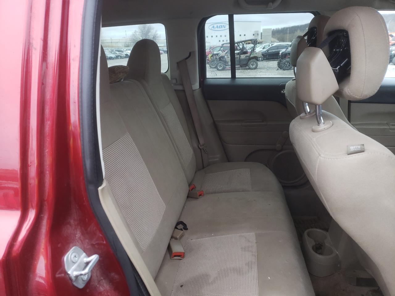 Photo 6 from auction – 2016 JEEP PATRIOT SP with VIN 1C4NJPBA6GD702991