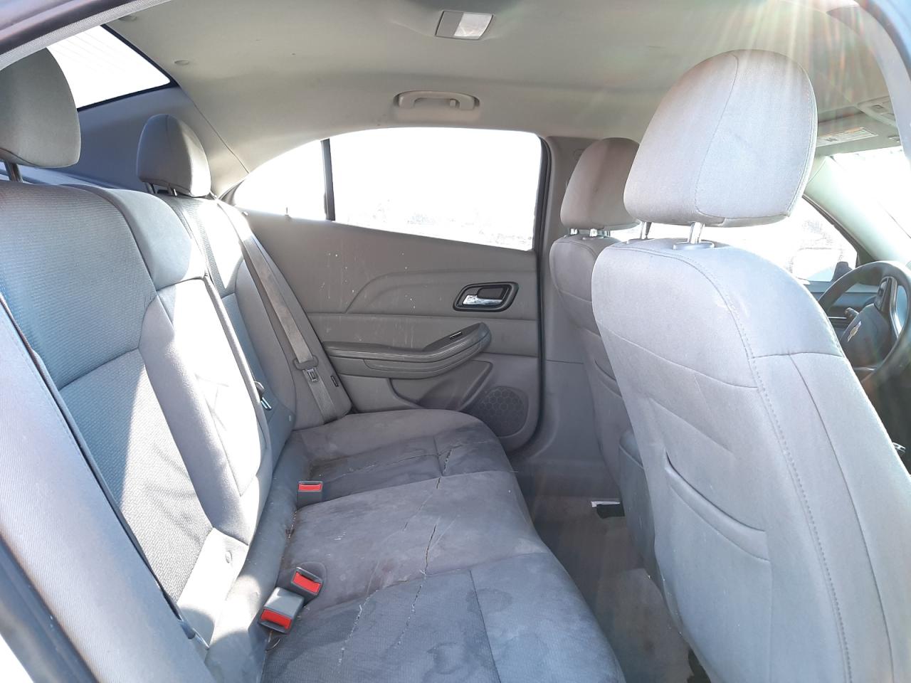Photo 6 from auction – 2015 CHEVROLET MALIBU LS with VIN 1G11B5SL2FF293742