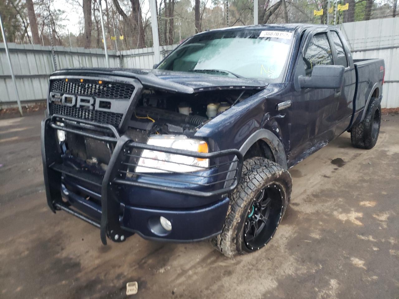 Photo 2 from auction – 2006 FORD F150 with VIN 1FTPX14556NA53634