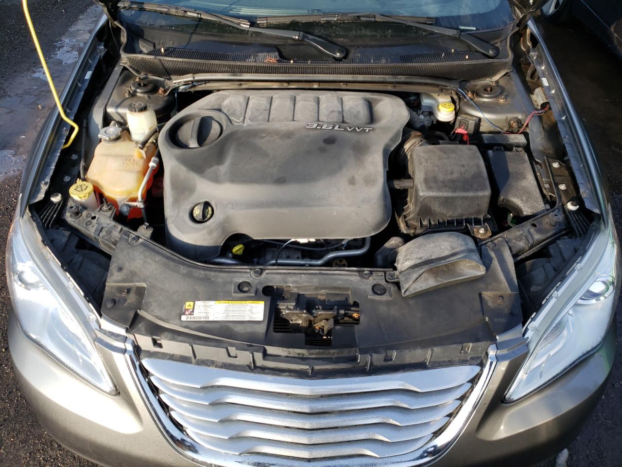 Photo 7 from auction – 2012 CHRYSLER 200 TOURIN with VIN 1C3CCBBG3CN234879