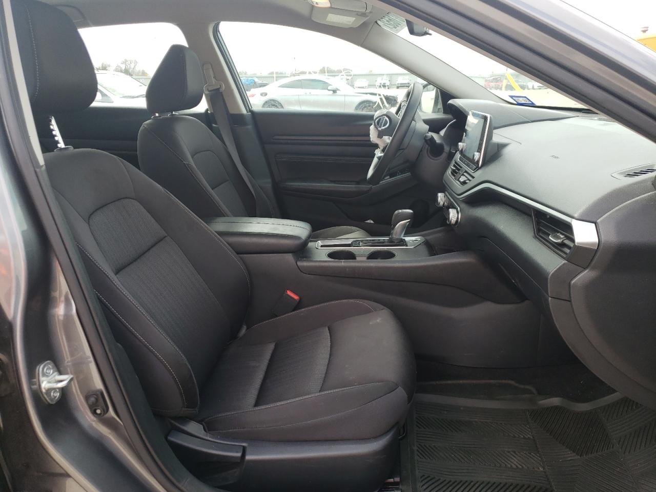 Photo 5 from auction – 2019 NISSAN ALTIMA S with VIN 1N4BL4BV5KC243844