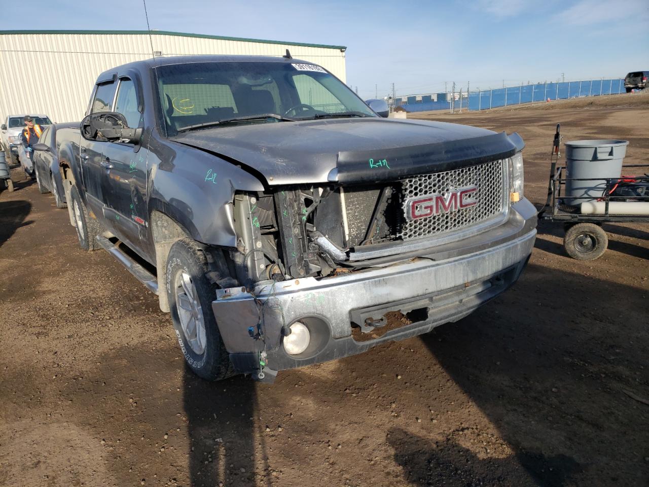 Photo 9 from auction – 2007 GMC NEW SIERRA with VIN 2GTFK13Y371712142