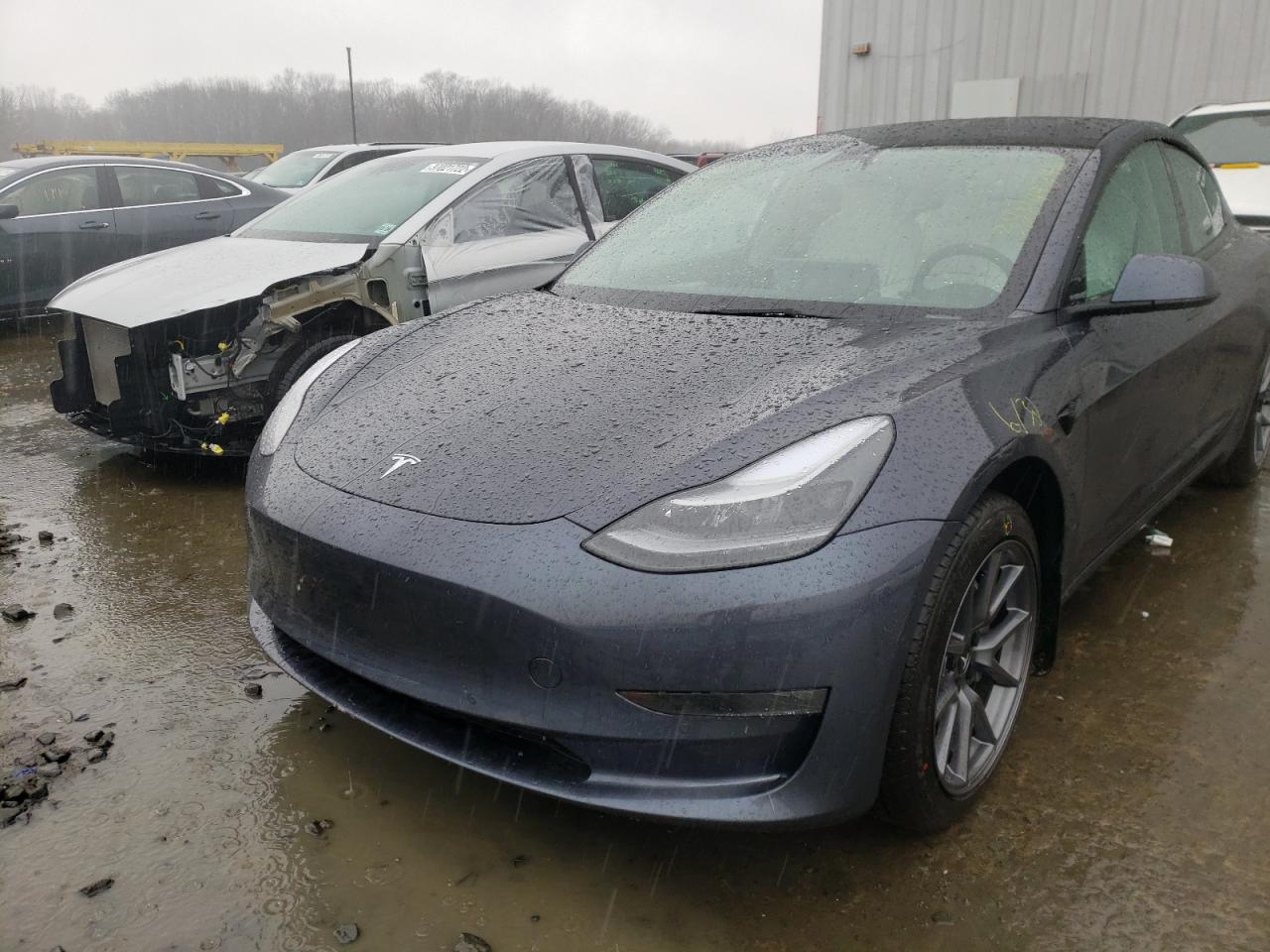 Photo 2 from auction – 2022 TESLA MODEL 3 with VIN 5YJ3E1EB9NF167335