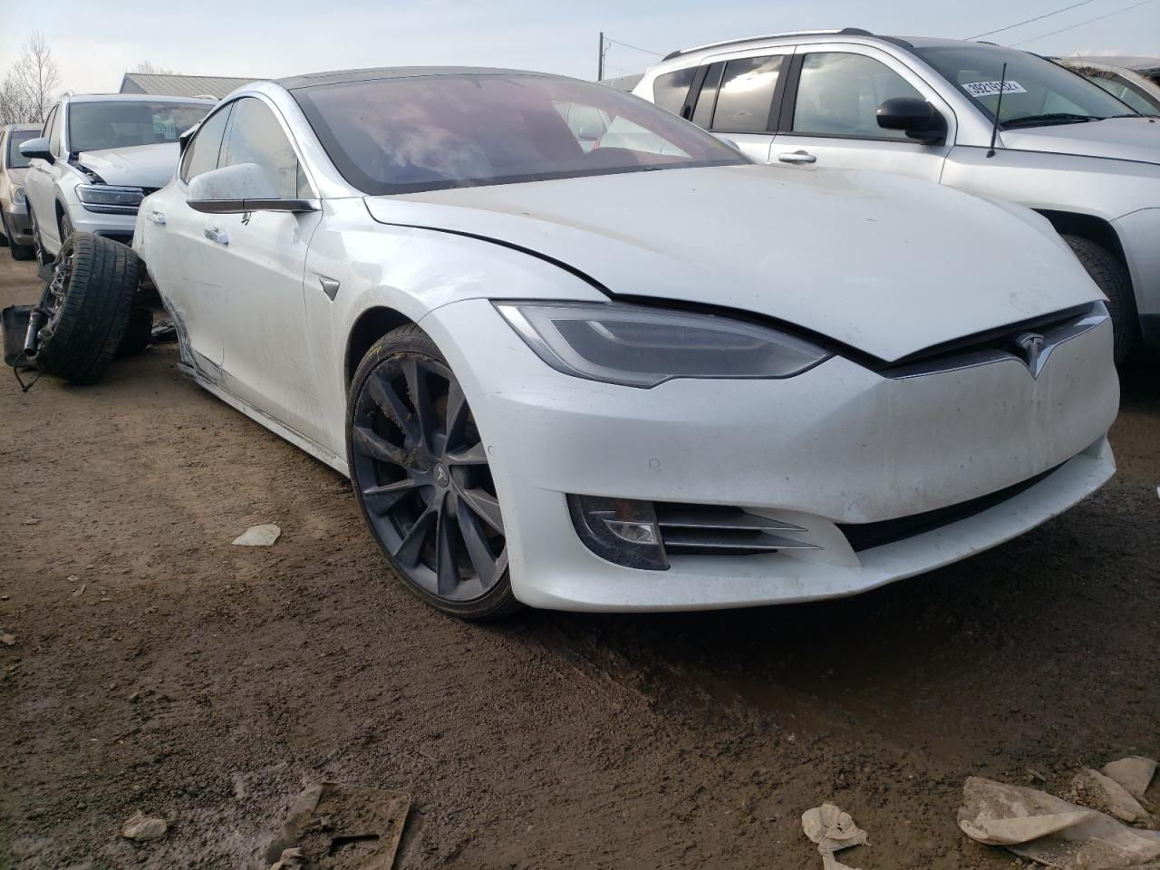 TESLA MODEL S 2018 with VIN 5YJSA1E24JF241472 - Photo from auction