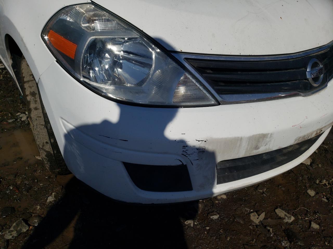 Photo 9 from auction – 2011 NISSAN VERSA S with VIN 3N1BC1CP6BL471979