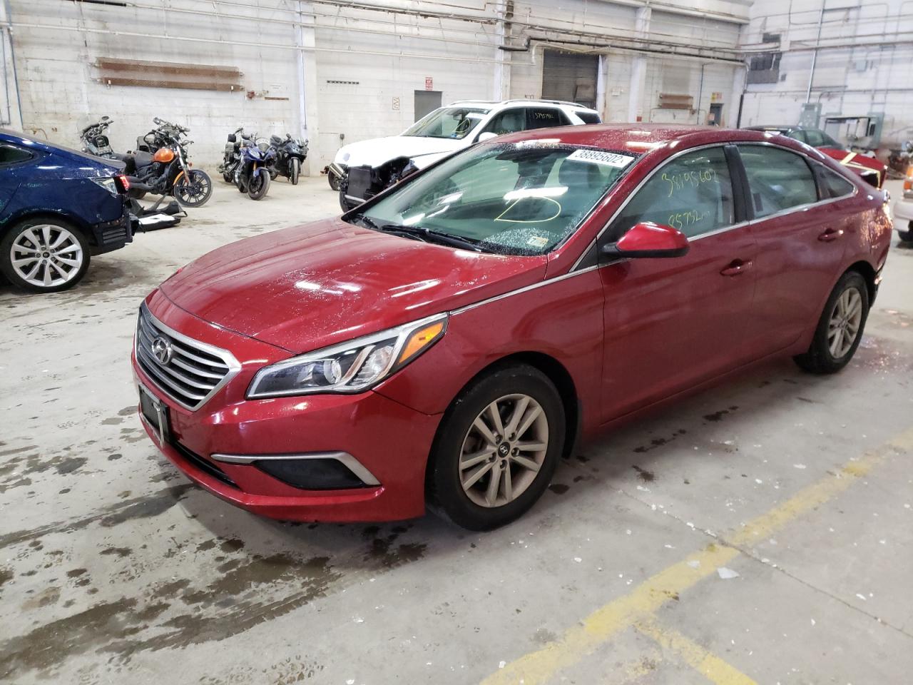 Photo 2 from auction – 2016 HYUNDAI SONATA SE with VIN 5NPE24AFXGH423465