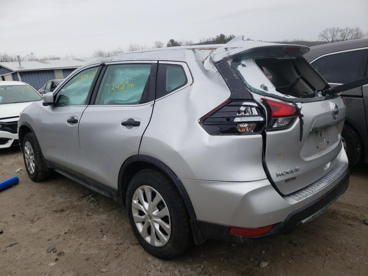 Photo 3 from auction – 2018 NISSAN ROGUE S with VIN KNMAT2MV6JP570588