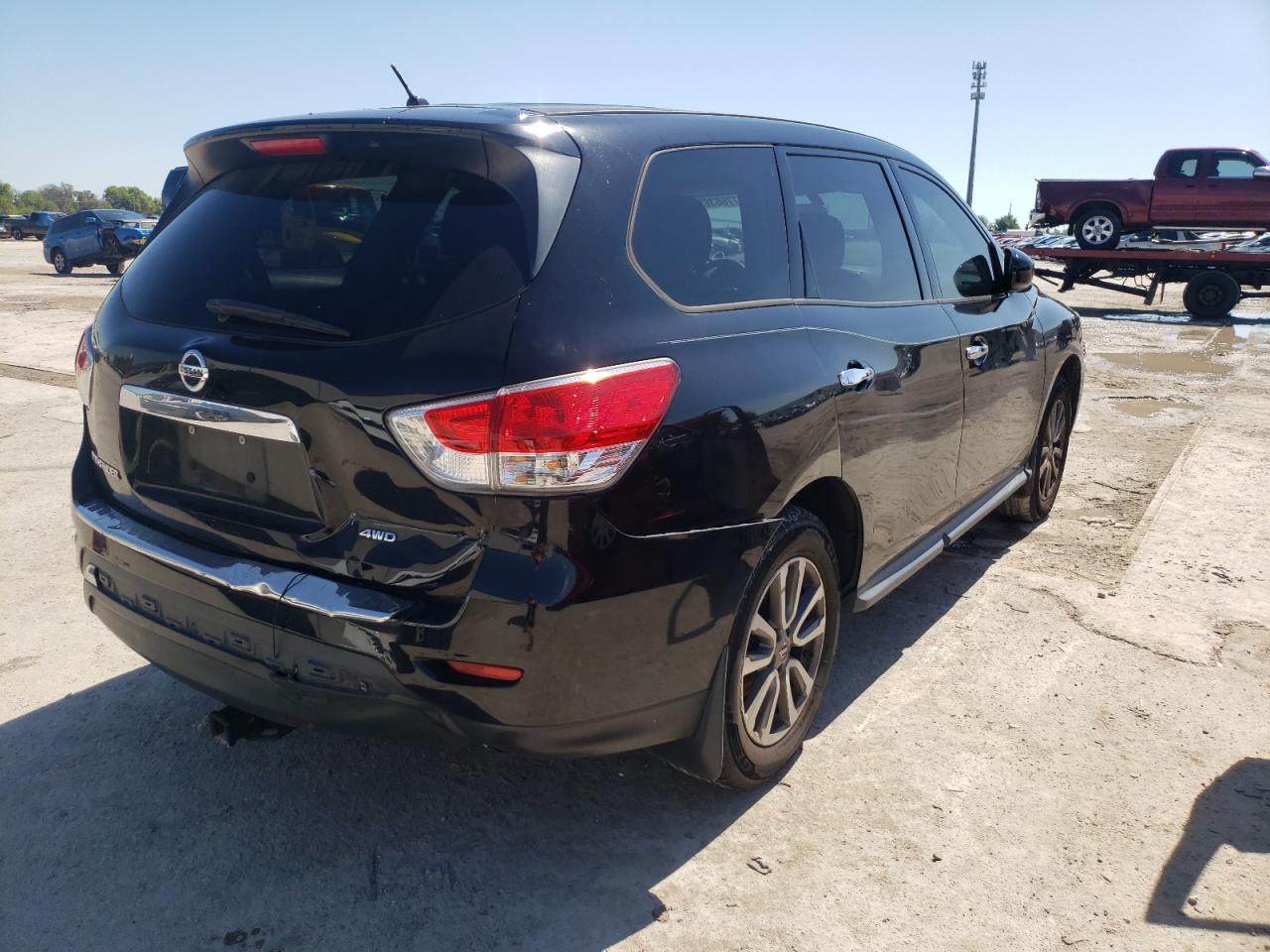 Photo 4 from auction – 2014 NISSAN PATHFINDER with VIN 5N1AR2MM1EC671309