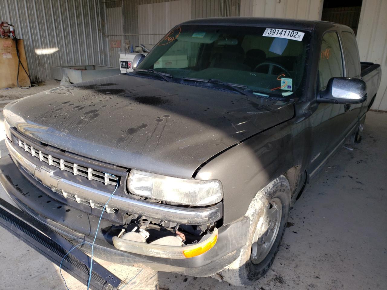 Photo 9 from auction – 2002 CHEVROLET SILVERADO with VIN 2GCEC19VX21216172