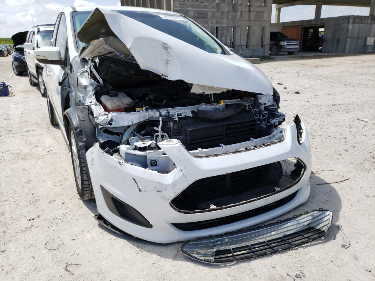 Photo 9 from auction – 2013 FORD C-MAX SE with VIN 1FADP5AU7DL555789