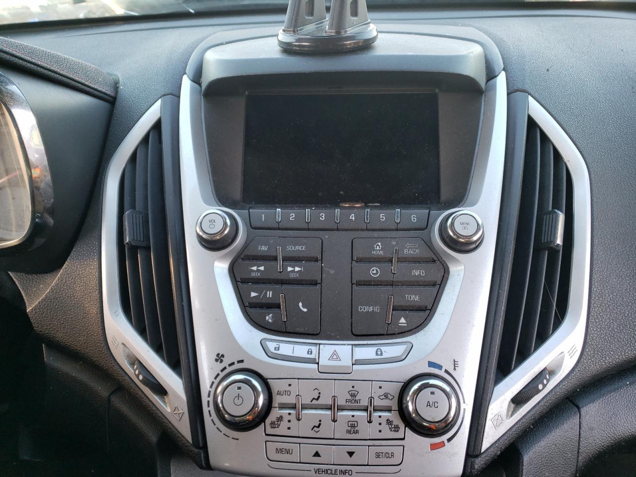 Photo 9 from auction – 2013 GMC TERRAIN SL with VIN 2GKFLUE38D6384512
