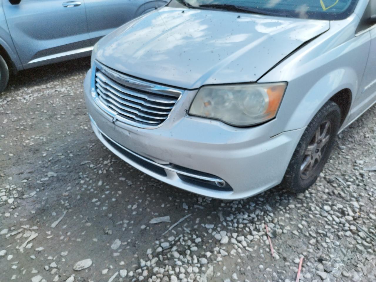 Photo 9 from auction – 2011 CHRYSLER TOWN & COU with VIN 2A4RR5DG7BR637049