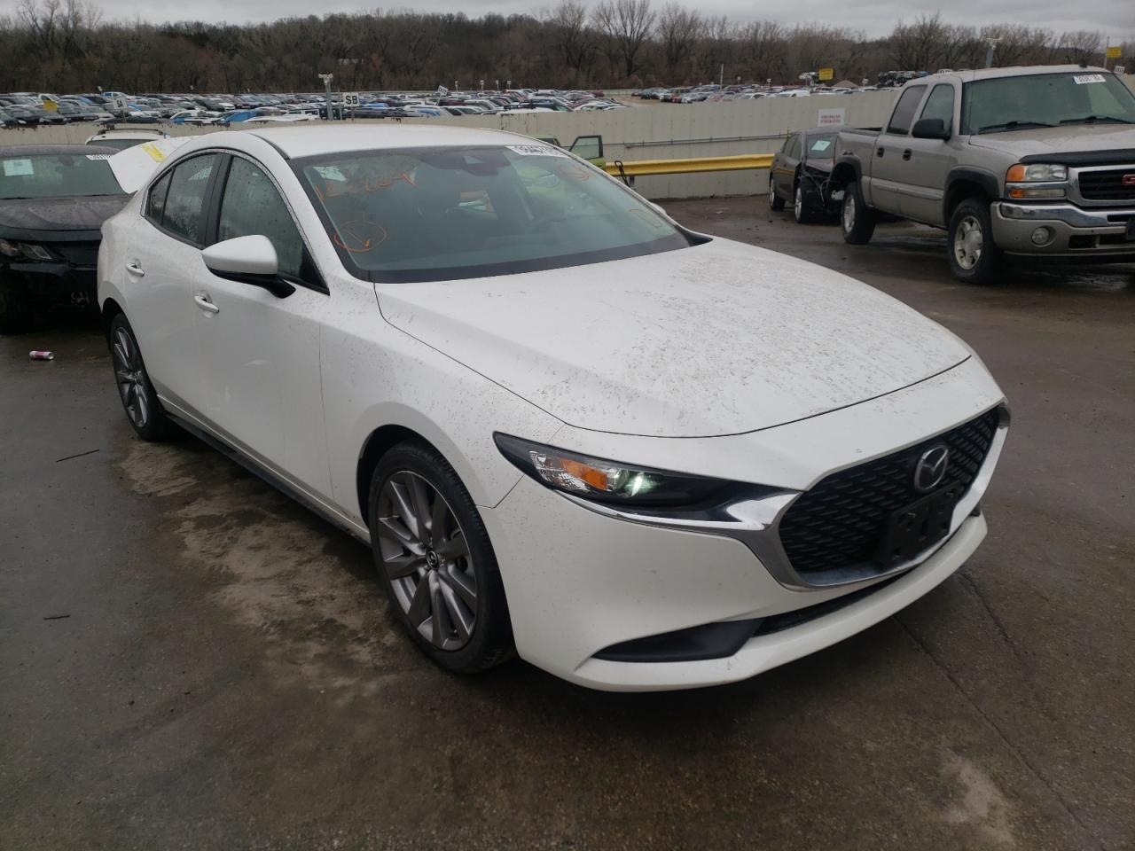 MAZDA 3 SELECT 2020 with VIN 3MZBPACL5LM128829 - Photo from auction