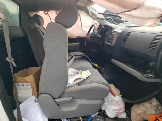 Photo 5 from auction – 2011 TOYOTA TUNDRA with VIN 5TFLU5F11BX024493