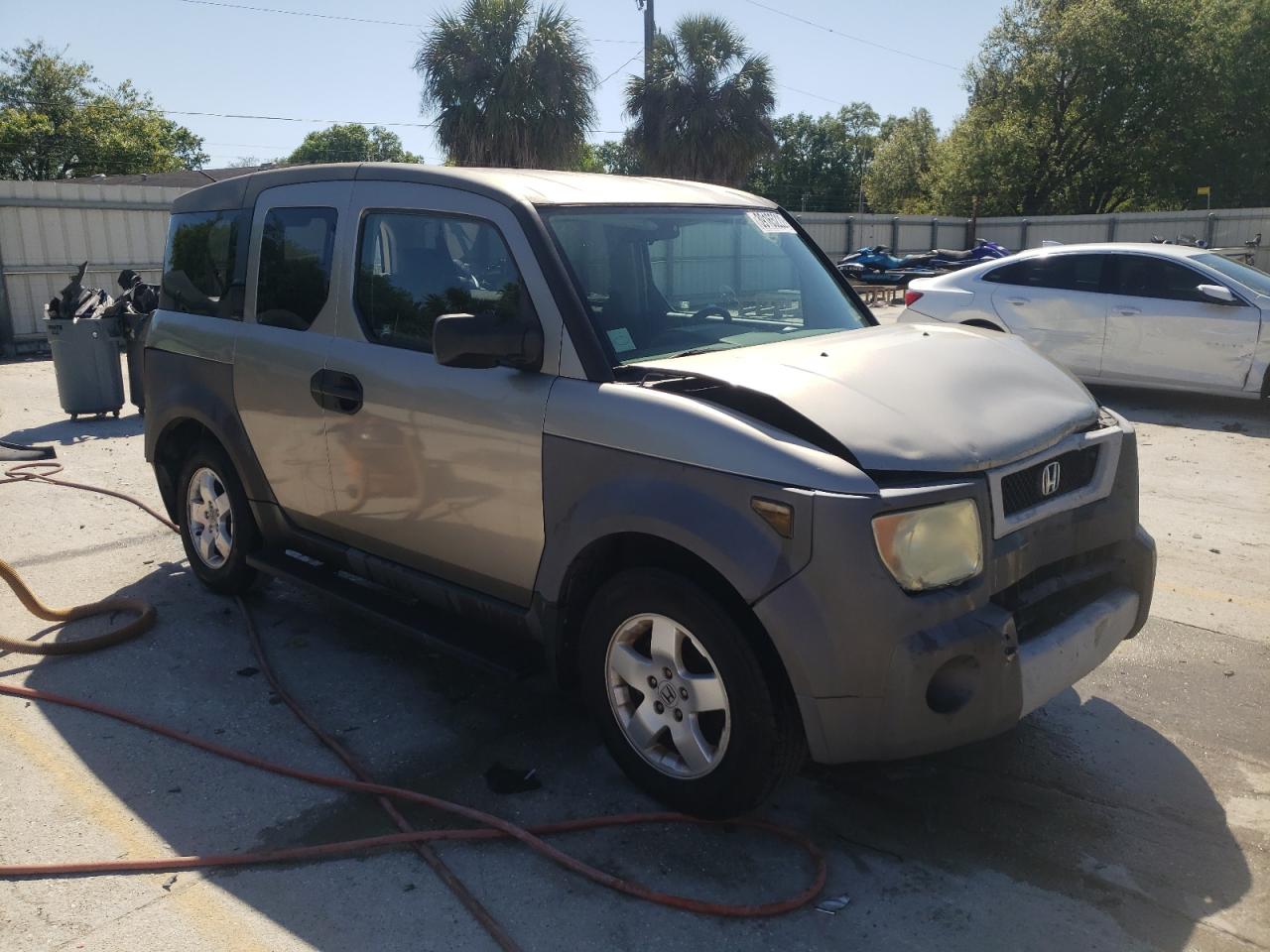 HONDA ELEMENT EX 2003 with VIN 5J6YH28563L049918 - Photo from auction