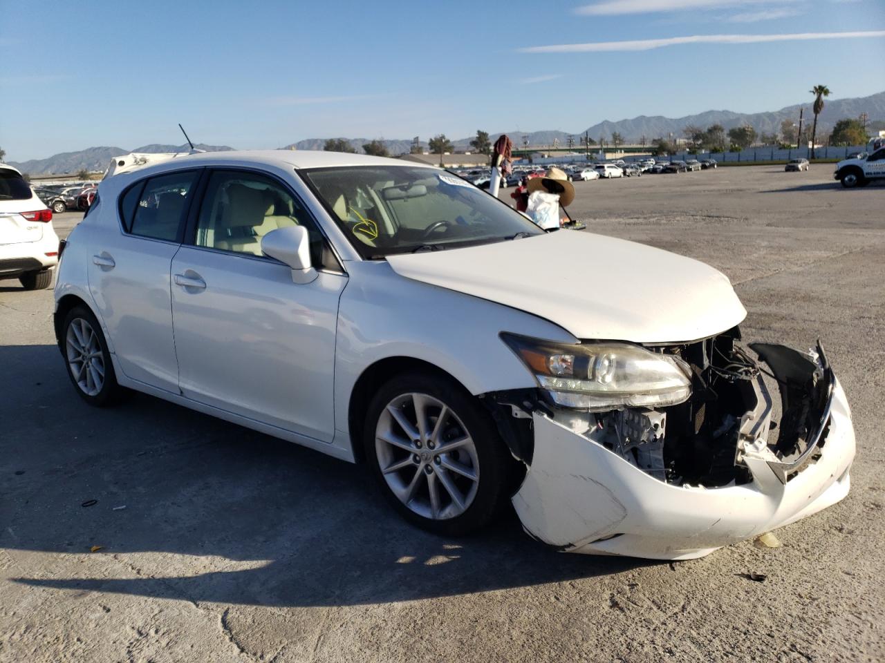 LEXUS CT 200 H 2012 with VIN JTHKD5BH3C2091026 - Photo from auction