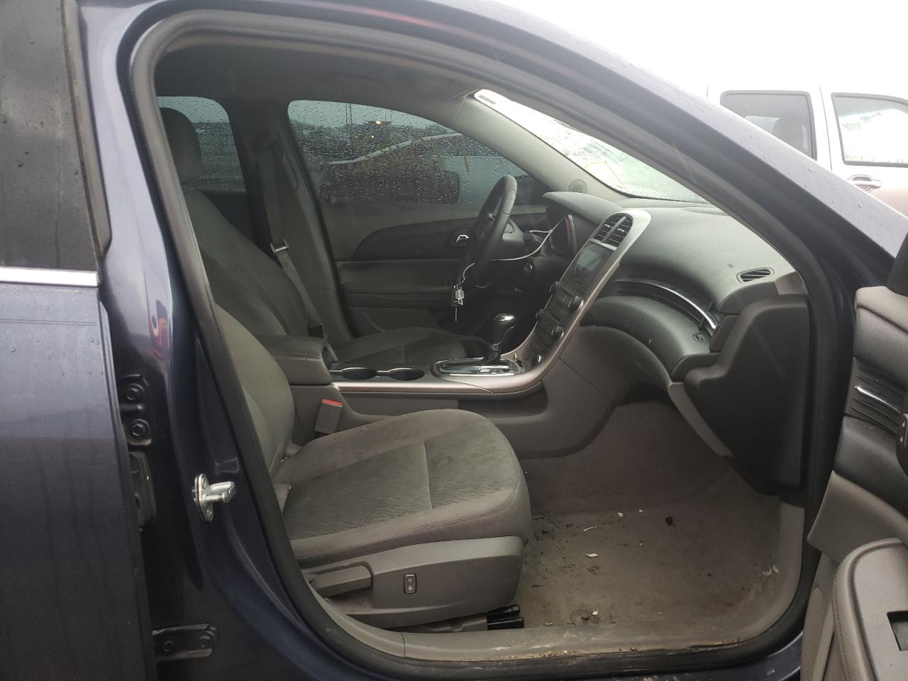 Photo 5 from auction – 2013 CHEVROLET MALIBU LS with VIN 1G11B5SA0DF357871