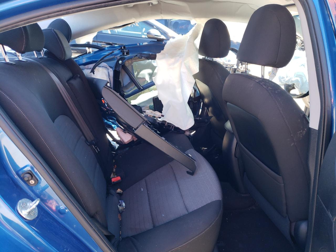Photo 6 from auction – 2015 KIA FORTE EX with VIN KNAFX4A87F5358013