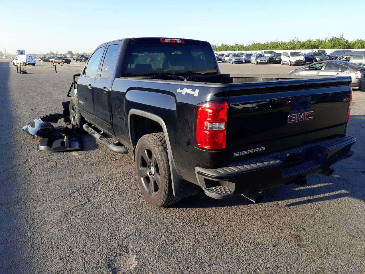 Photo 3 from auction – 2015 GMC SIERRA K15 with VIN 1GTV2TEC0FZ264957